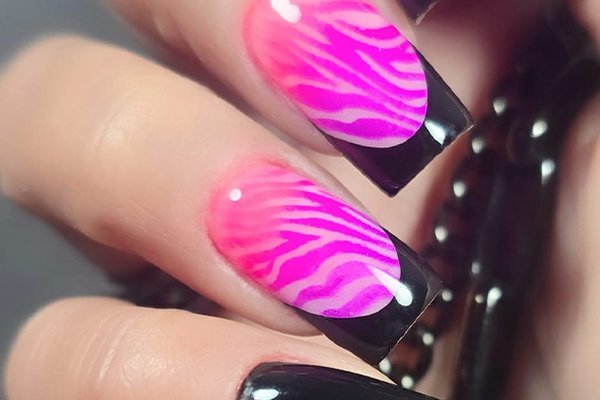 Salon Nail Art- Dare to be different